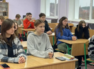 Учні Славутицького ліцею дізнавалися, як волонтерство змінює суспільство
