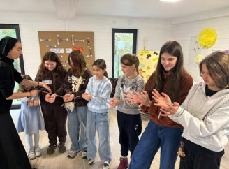 У Славутичі діти пізнають сенс Десяти Заповідей на заняттях у храмі "Неустанна Поміч"