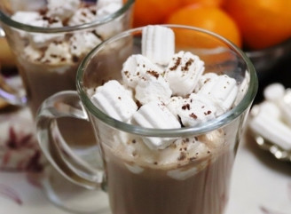 Британські вчені довели: какао може нейтралізувати шкоду від тривалого сидіння