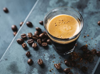 Ціни на каву досягли рекордного рівня через неврожай у Бразилії