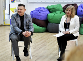 Ветерани Славутича зустрілися з мером: говорили про лікування, пільги та меморіал Героям