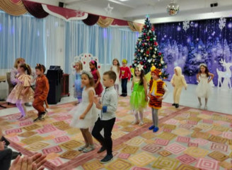 Зимова казка в усмішках дітей у Центрі розвитку дитини Славутича