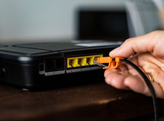 У Славутичі аварія на мережі: розрив оптоволоконного кабелю