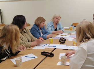 У Славутичі освітянська конференція була присвячена стійкості та ментальному здоров’ю