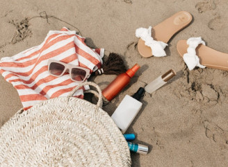 Косметика, яка шкодить вашій шкірі — коли час викидати засіб