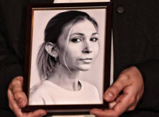 Держава виплачуватиме допомогу родинам журналістів, які загинули або були поранені під час роботи