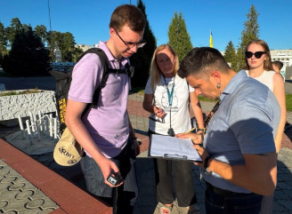 У Славутичі перевіряють об’єкти для створення безбар’єрного маршруту