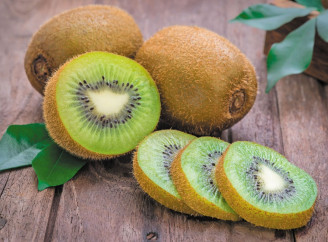 Цей фрукт допоможе заснути швидше – науковці підтвердили