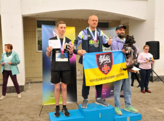 У Славутичі відбувся 35-й Пробіг памʼяті Героїв Чорнобиля. Фоторепортаж