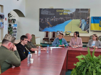 У Славутичі відбулася зустріч із військовими капеланами