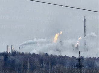 У Великому Новгороді пролунали вибухи біля хімічного заводу «Акрон»