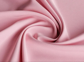 Костюмные материалы: искусство выбора и создания образа