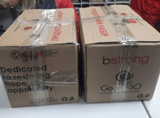 Учні Славутицького ліцею «БезМеж» передали допомогу військовим і тваринам Донеччини