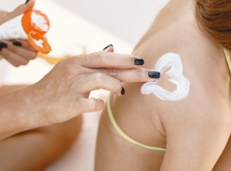 Чому не можна користуватись сонцезахисним кремом з минулого літа