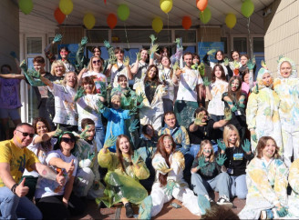 Фоторепортаж: флешмоб «Братання» на ЗОСі у Славутичі