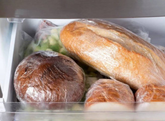 Як правильно заморожувати хліб та тісто: хитрощі, щоб він залишався свіжим надовго