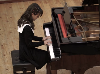 У Славутичі показали концерт фортепіанного відділу Дитячої школи мистецтв