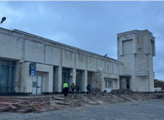 У Славутичі триває оновлення Кіноконцертного комплексу в межах проєкту «Рух без бар’єрів»м