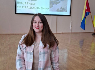 Учням Славутича розповіли про екоініціативи та проєкт «Кришка FPV-шка»