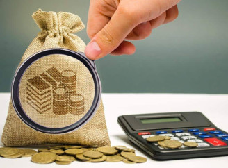 Податкова перевіряє онлайн-продажі: понад 50 транзакцій на місяць — і ви під прицілом