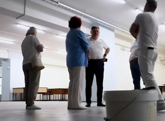 У Славутичі готують шкільні укриття до нового навчального року: мер анонсував старт офлайн-навчання