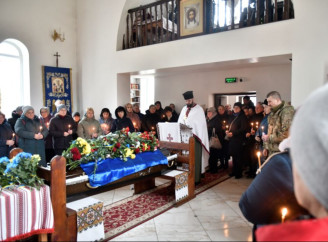 У Славутичі попрощалися із загиблим захисником Сергієм Чучвагою