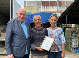 У Славутичі до Дня Незалежності відзначили підприємця Василя Кравченка