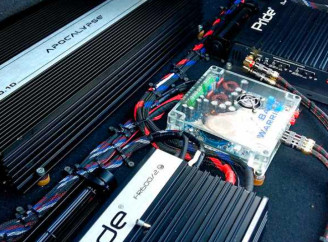 Усилители звука в машину — мощность, которая раскрывает автозвук