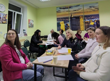 У Славутичі жіночий клуб «Незламні» зібрав кошти для підрозділу, де служить славутичанин