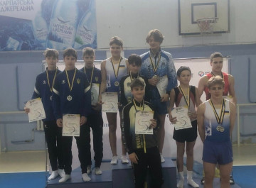 Юні спортсмени зі Славутича вибороли медалі на чемпіонаті України зі стрибків на батуті