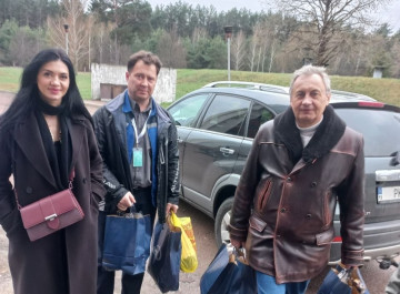 У Славутичі для переселенців провели великодню акцію "Пасха від серця до серця"