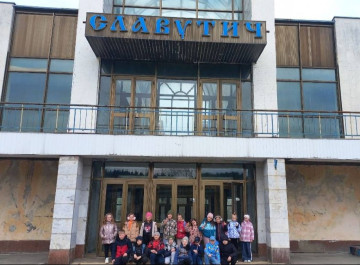 Учні Славутицької гімназії "КрОКус" побували на залізничній станції міста