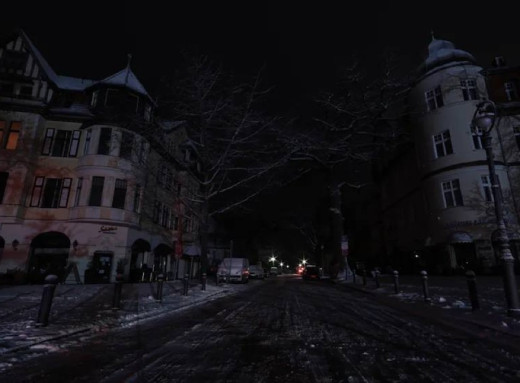 Масштабний блекаут у Берліні: десятки тисяч мешканців залишилися без світла через диверсію фото