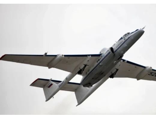 РФ розконсервувала рідкісний висотний літак М-55 "Геофизика": чим він небезпечний фото