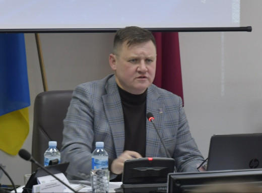 У Славутичі на позачерговій сесії ухвалили рішення для безпеки, енергетики та підтримки громади фото