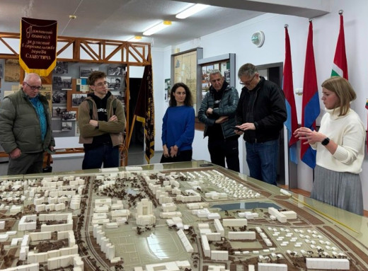 До Славутича завітала міжнародна команда Greenpeace Україна фото