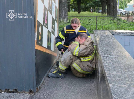 Наймасштабніша атака: Росія випустила по Україні понад 400 дронів і 44 ракети фото Наймасштабніша атака: Росія випустила по Україні понад 400 дронів і 44 ракети фото