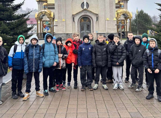 Юні футболісти КДЮСШ Славутича провели навчально-тренувальні збори у Славському фото