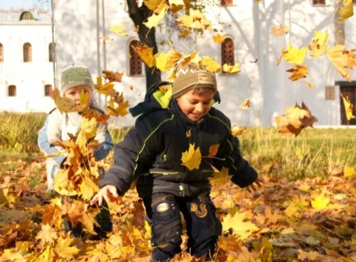Золота осінь у Славутичі (фоторепортаж) фото