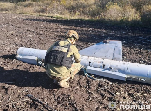 Вибухотехніки на Чернігівщині знешкодили бойову частину ворожої ракети фото