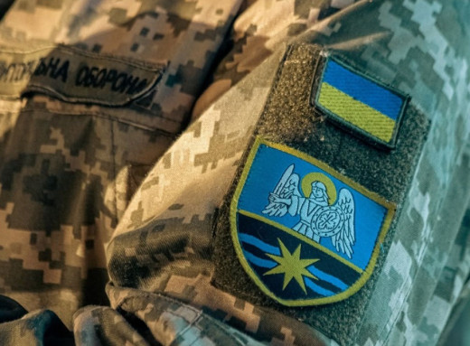 У Славутичі формують молодіжні групи для підготовки у сфері повітряної безпеки фото
