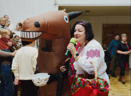 У Палаці дітей та молоді у Славутичі провели благодійні різдвяні вечорниці фото