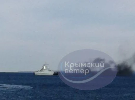 В Севастополі підірвався російський корабель фото
