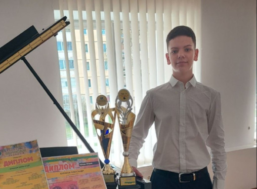 Учень школи мистецтв зі Славутича здобув Гран-прі та І премію на двох конкурсах фото