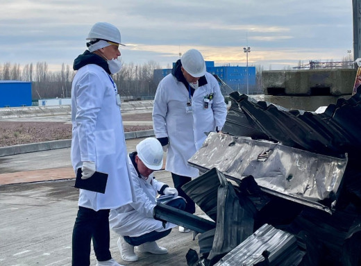 МАГАТЕ розпочало місію з комплексної оцінки безпеки на Чорнобильській АЕС після атаки дрона фото