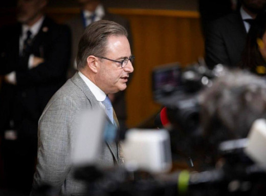 Прем’єр Бельгії заблокував план ЄС щодо передачі Україні заморожених російських активів фото