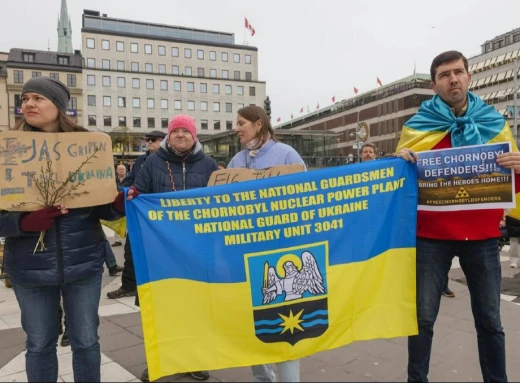 Стокгольм підтримав Захисників ЧАЕС:  Як пройшов мирний мітинг на підтримку полонених нацгвардійців фото