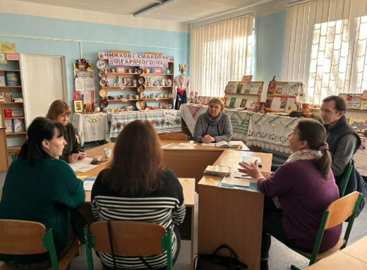 У Славутичі бібліотекарі шкіл створили професійну спільноту «БібліоПульс» фото