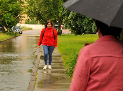 Коли місто притихло під зливою — фоторепортаж дощового Славутича фото Коли місто притихло під зливою — фоторепортаж дощового Славутича фото