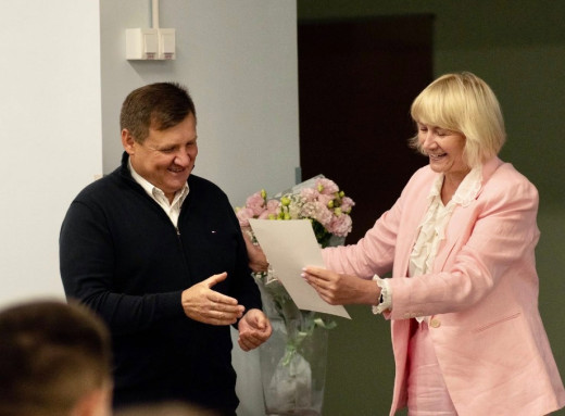 У Славутичі серпнева освітянська конференція визначила пріоритети нового навчального року фото У Славутичі серпнева освітянська конференція визначила пріоритети нового навчального року фото